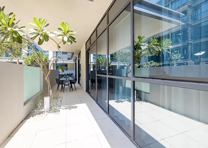 2Br With Direct Pool Access City Walk B9 - Nox