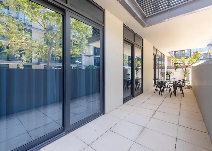 2Br With Direct Pool Access City Walk B9 - Nox