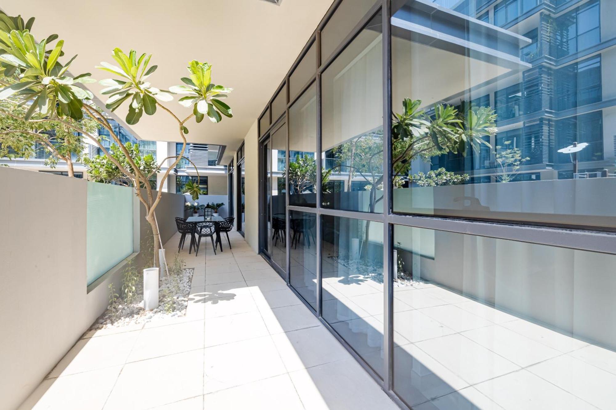 2br With Direct Pool Access Walk B9 - Nox * Dubai