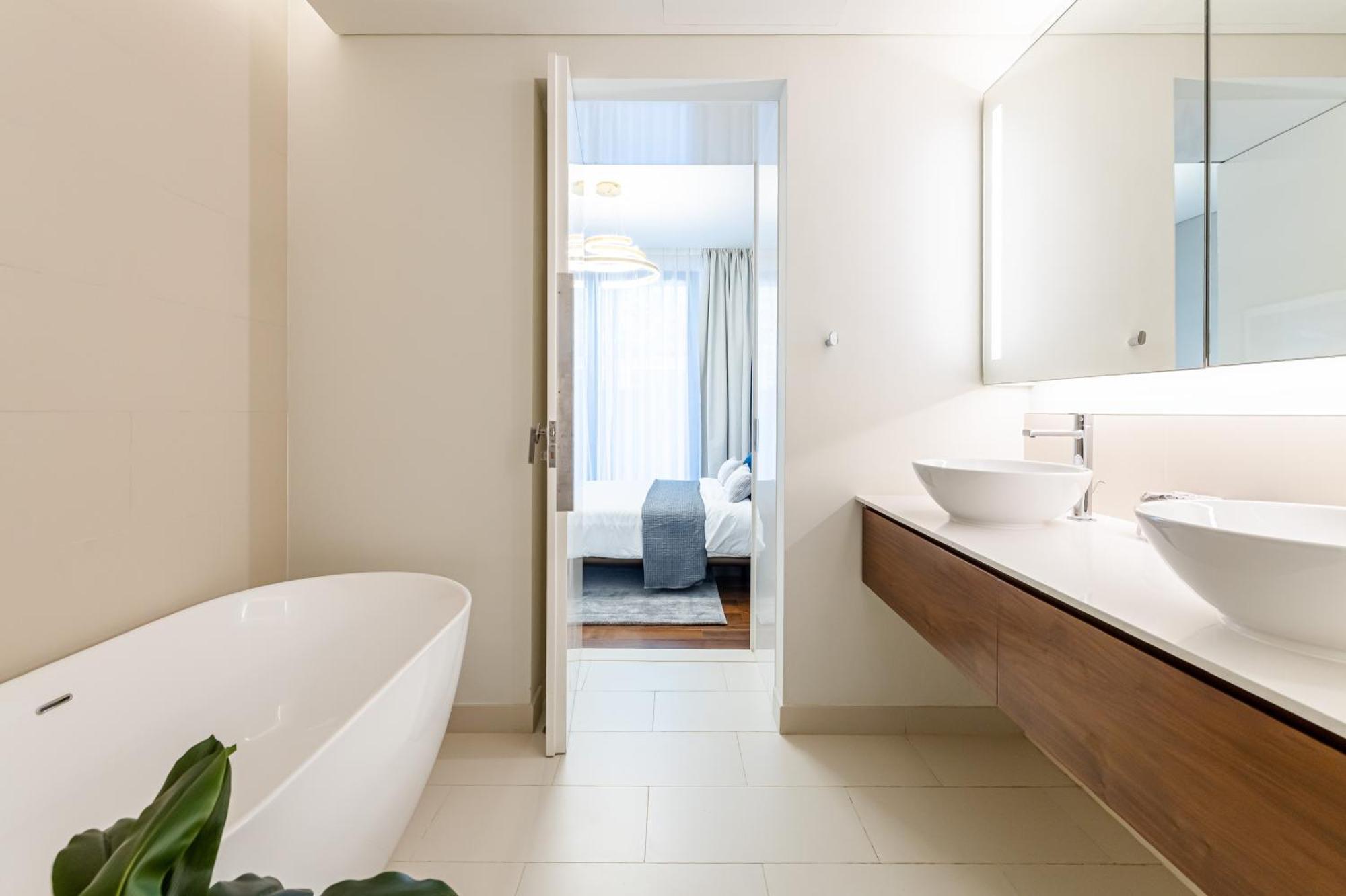 2br With Direct Pool Access Walk B9 - Nox Apartment Dubai
