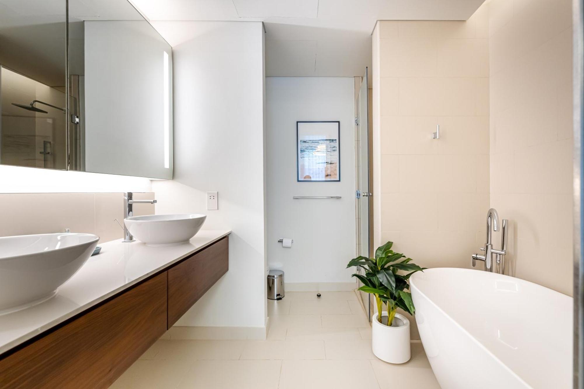 2br With Direct Pool Access Walk B9 - Nox * Dubai