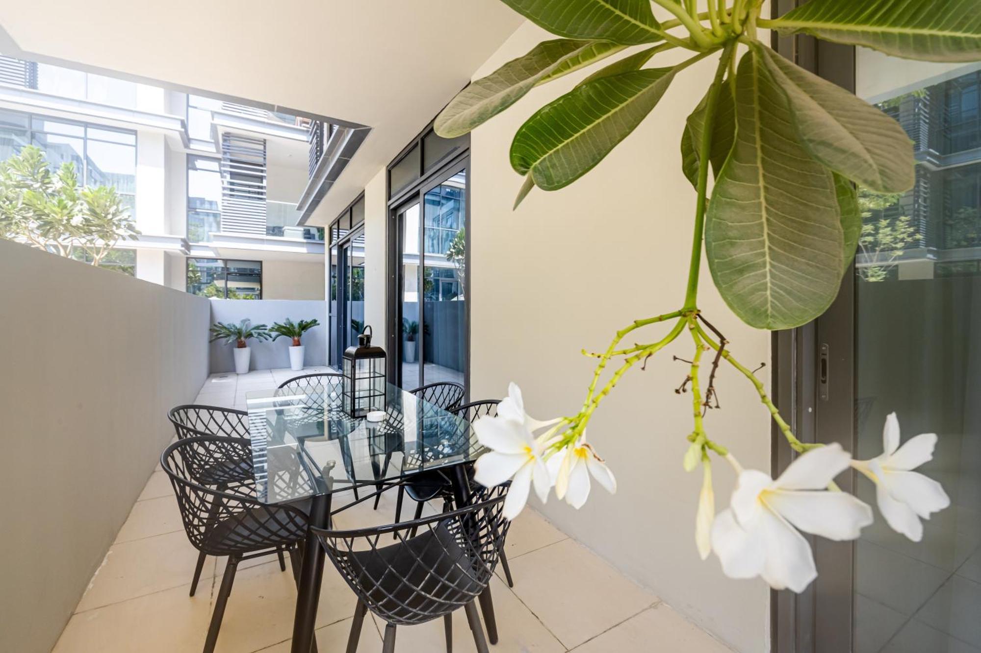 2br With Direct Pool Access Walk B9 - Nox *