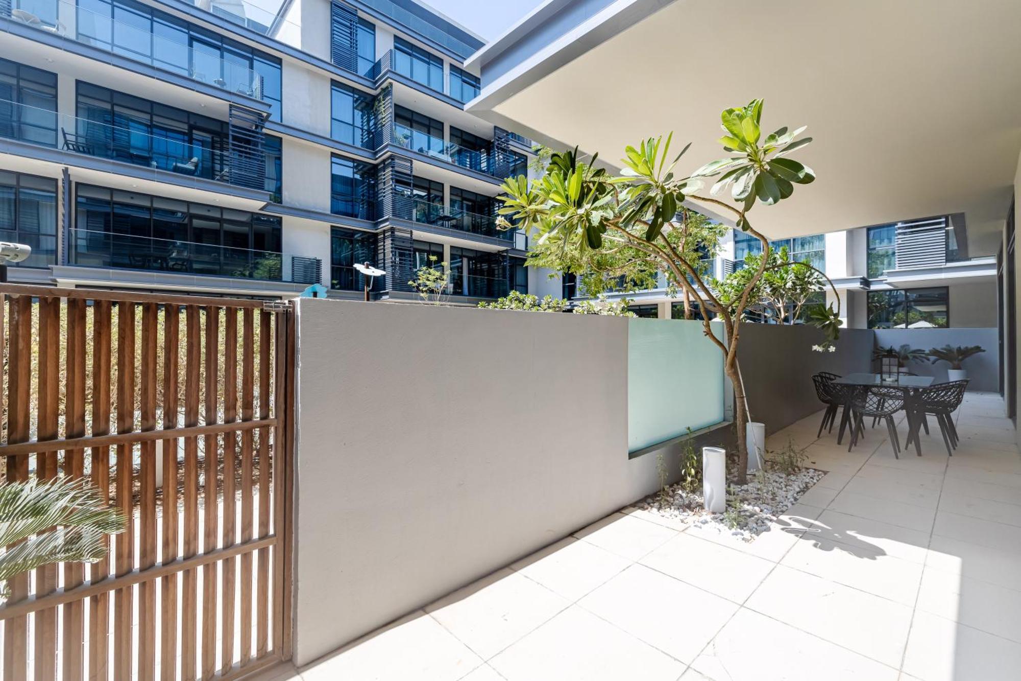 2br With Direct Pool Access Walk B9 - Nox Apartment *